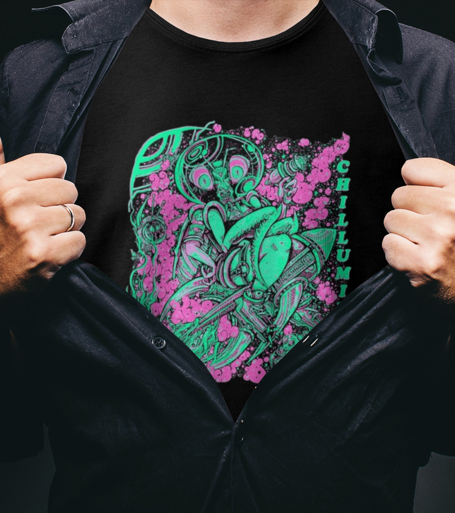 Chilluminati Alien Mantid Retro Comic Style Psychedelic T-Shirt