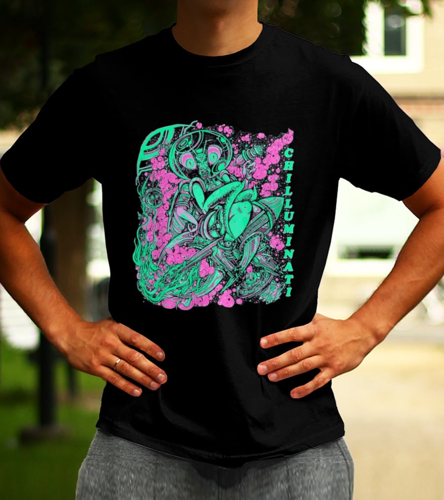 Chilluminati Alien Mantid Retro Comic Style Psychedelic T-Shirt