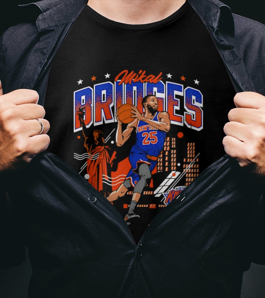 New York Knicks Mikal Bridges Basketball Player 25 Statue Of Liberty Skyline T-Shirt