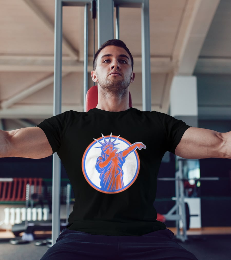 Statue Of Liber3 New York Knicks Basketball Circle T-Shirt