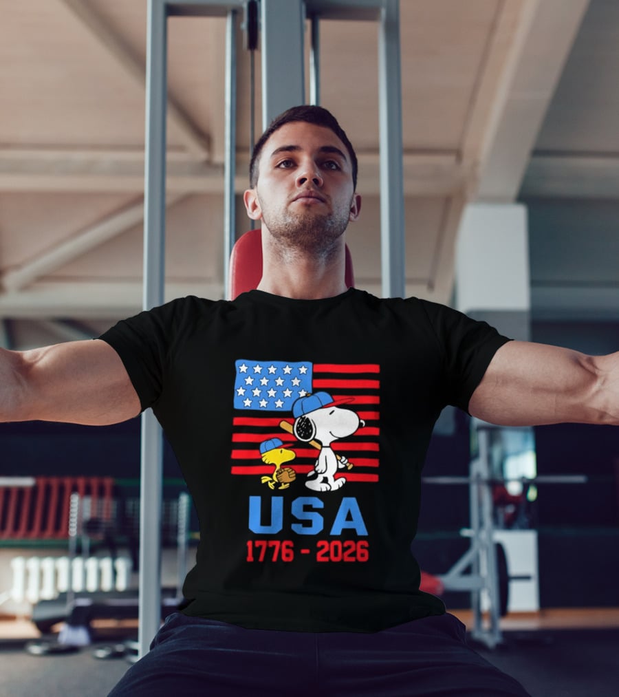 Snoopy Woodstock Peanuts USA Baseball American Flag 1776 2026 T-Shirt