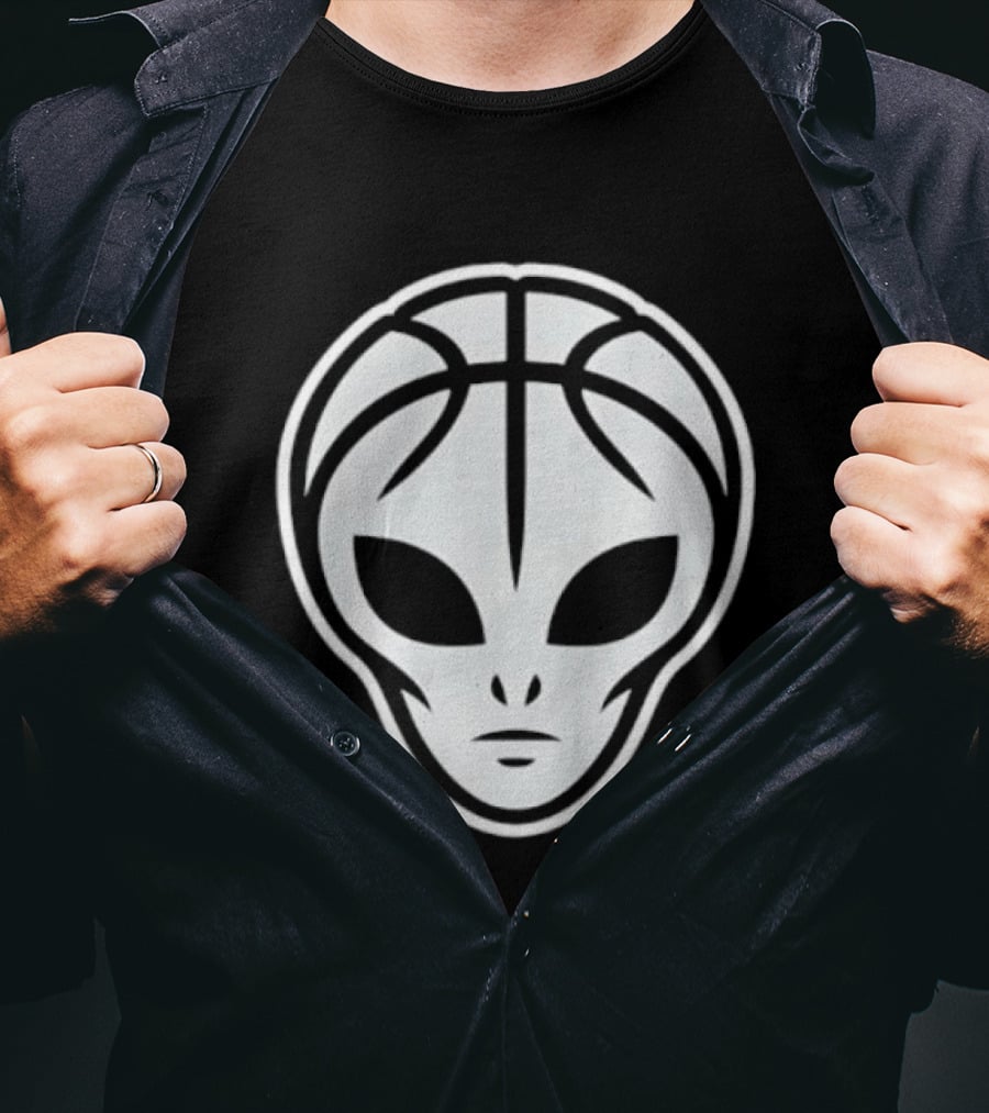 San Antonio Spurs Wemby Basketball Alien Face T-Shirt