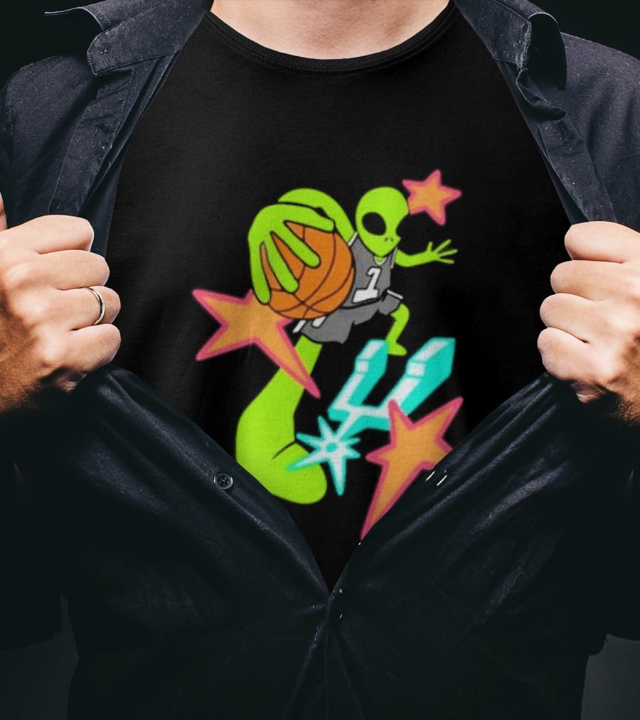 Victor Wembanyama Spurs Alien Basketball Dunk With Stars And Number 1 Jersey T-Shirt