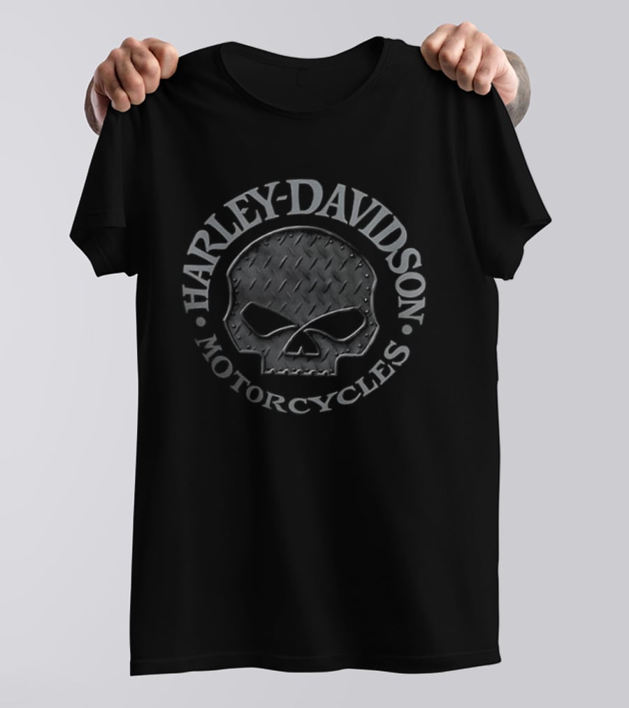 Harley Davidson Motorcycles Skull Design Wisconsin Oconomowoc WI 2 Sided T-Shirt