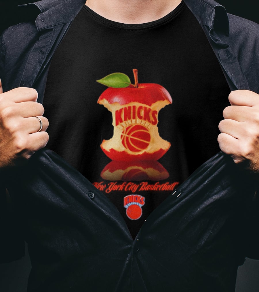 Knicks New York City Basketball Court Apple T-Shirt