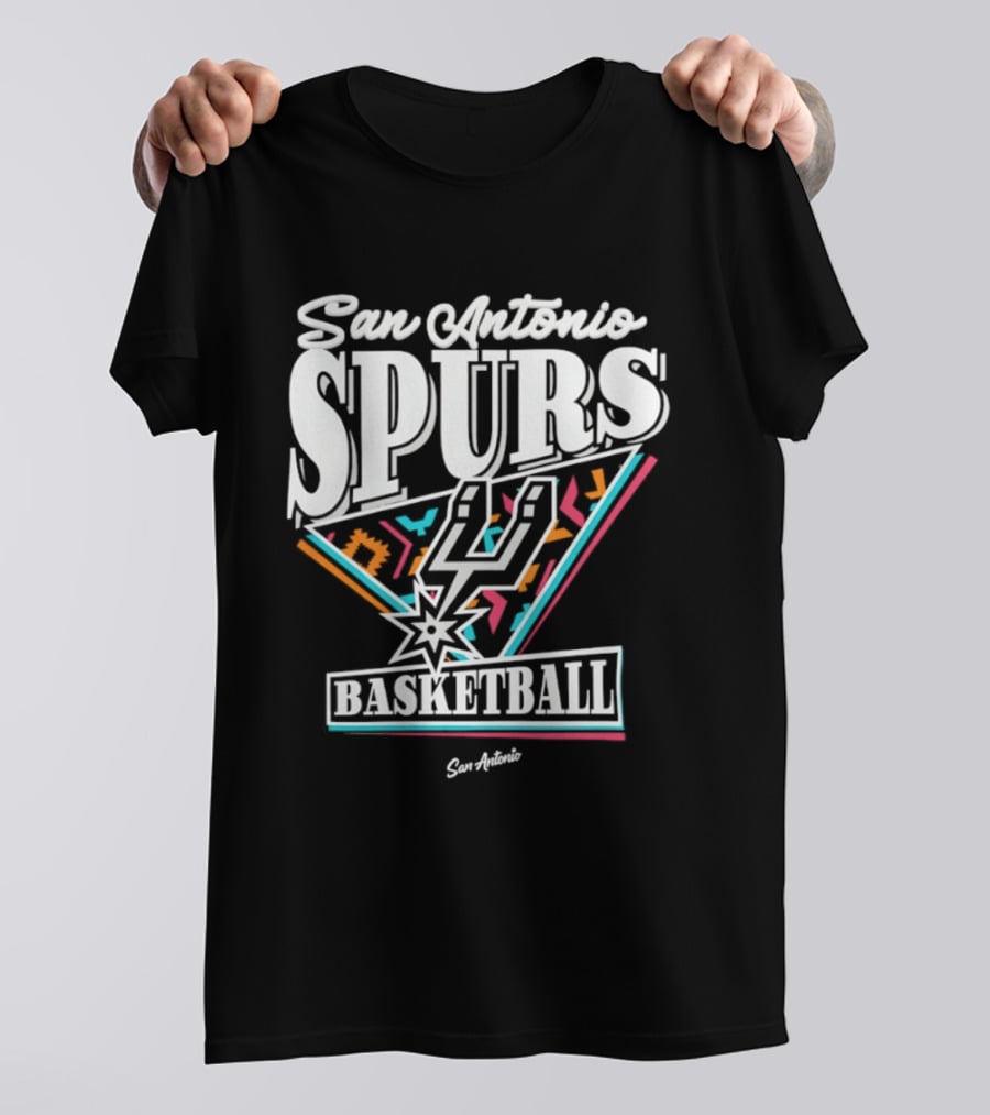 San Antonio Spurs 90s Basketball T-Shirt