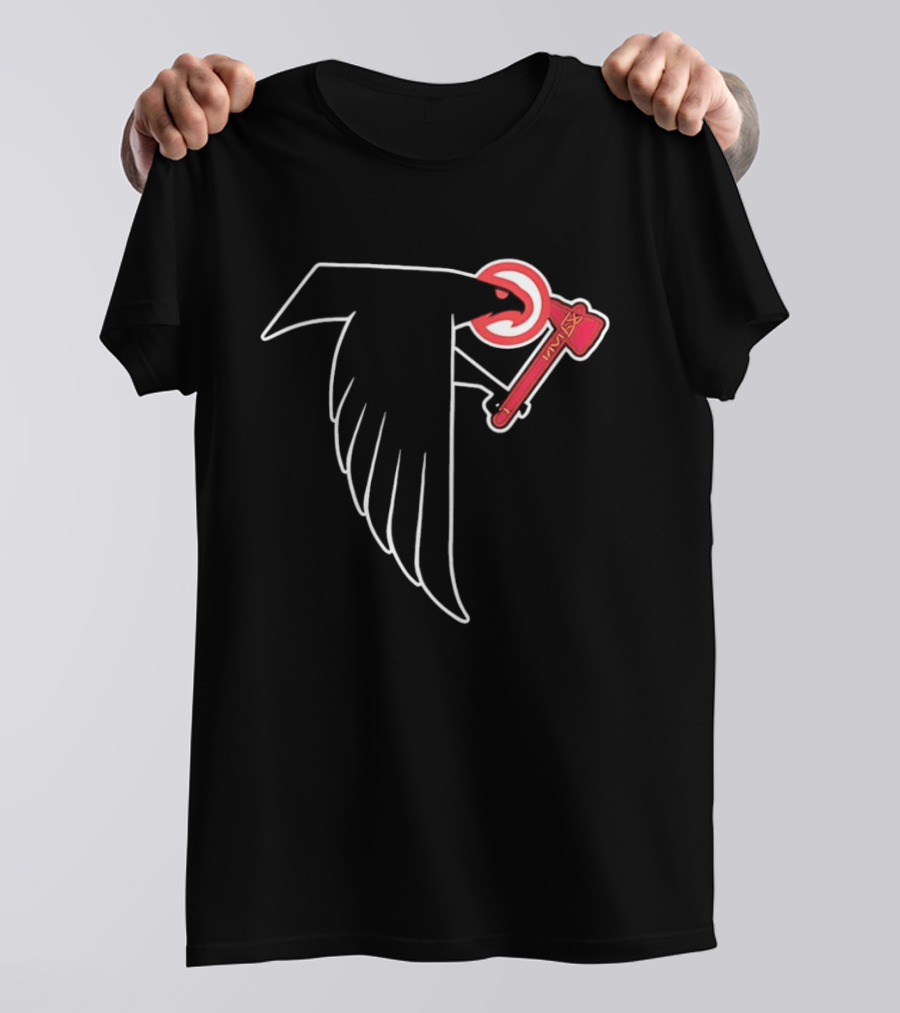 Atlanta Falcons Bird Holding Tomahawk Axe T-Shirt