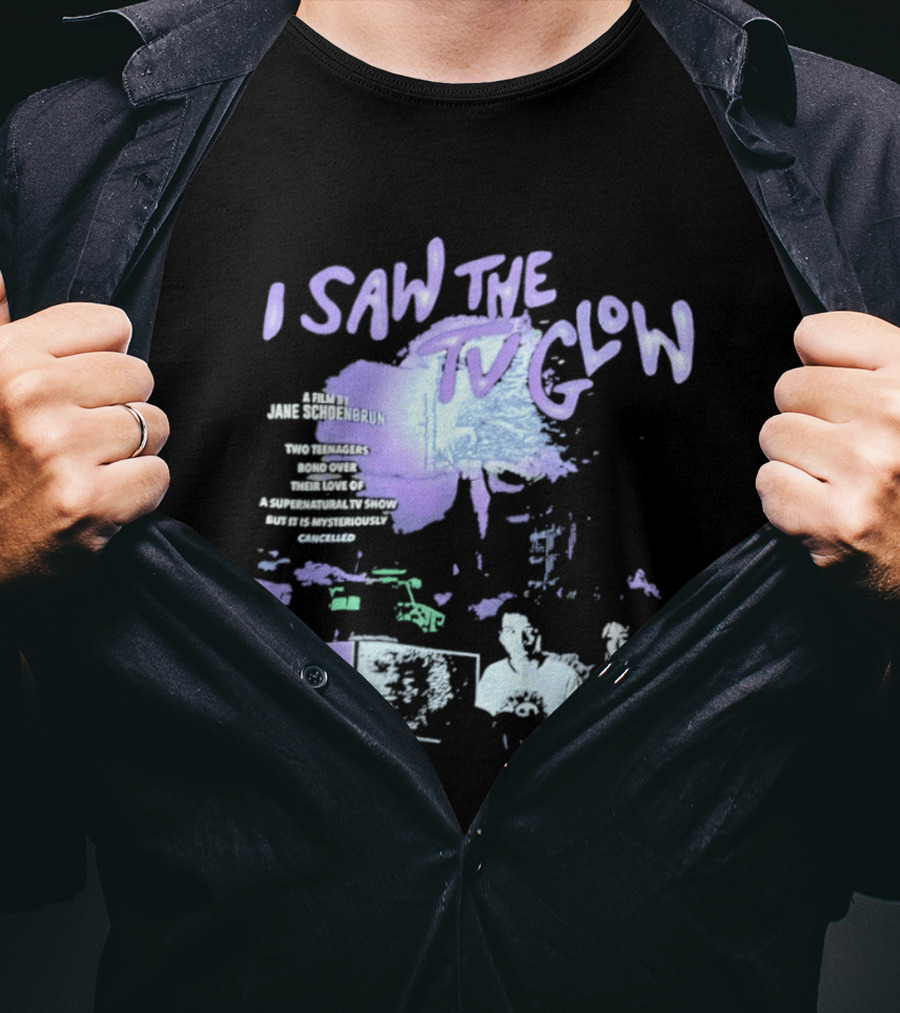 I Saw The TV Glow Two Teenagers Bond Over A Show Directed By Jane Schoenbrun T-Shirt