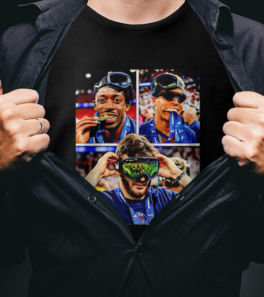 Paris Saint Germain Champions Celebration With Medals And Goggles T-Shirt