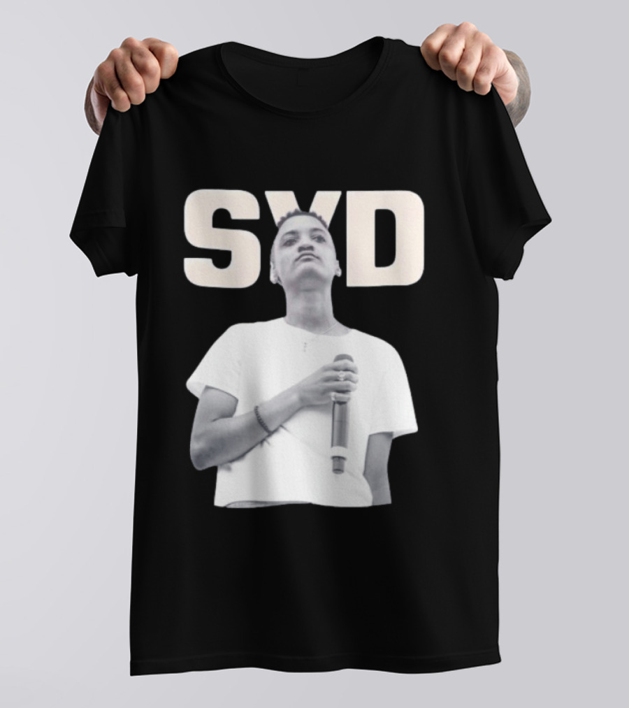 SYD Sydney Bennett Microphone Performance T-Shirt