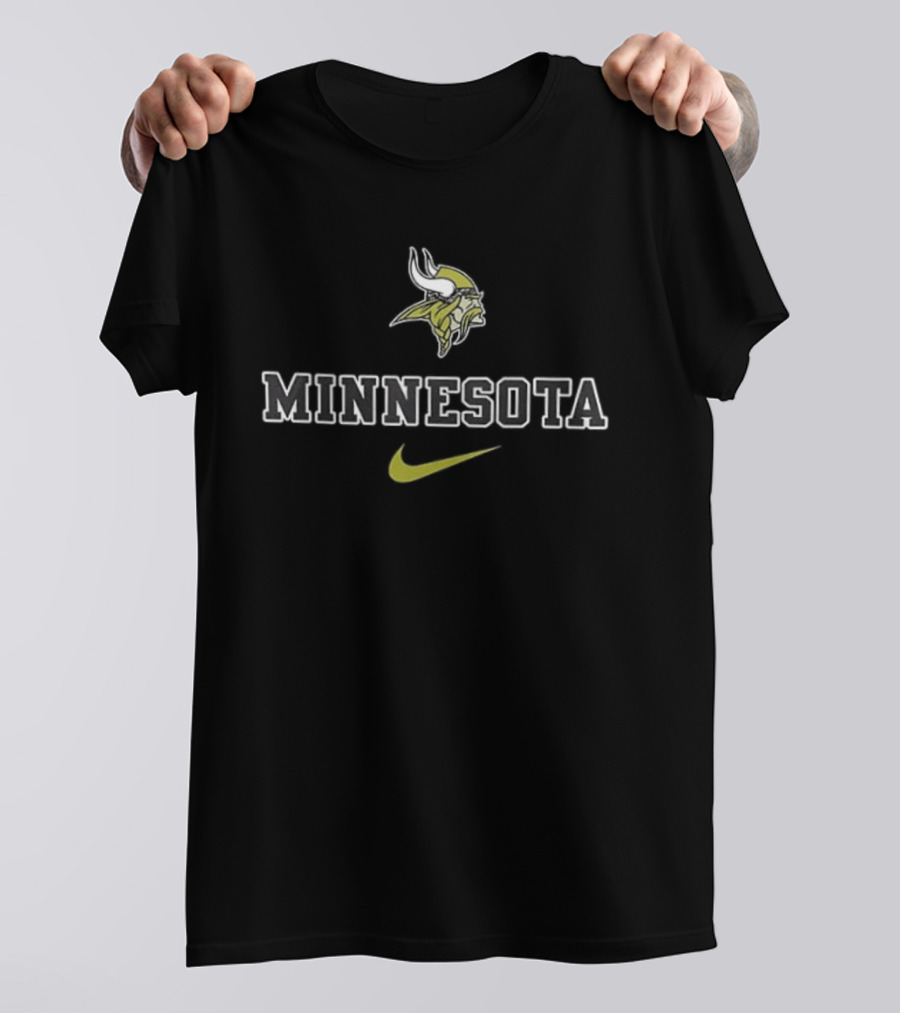 Minnesota Vikings Legacy Jesus In My Heart Diamond Tears T-Shirt