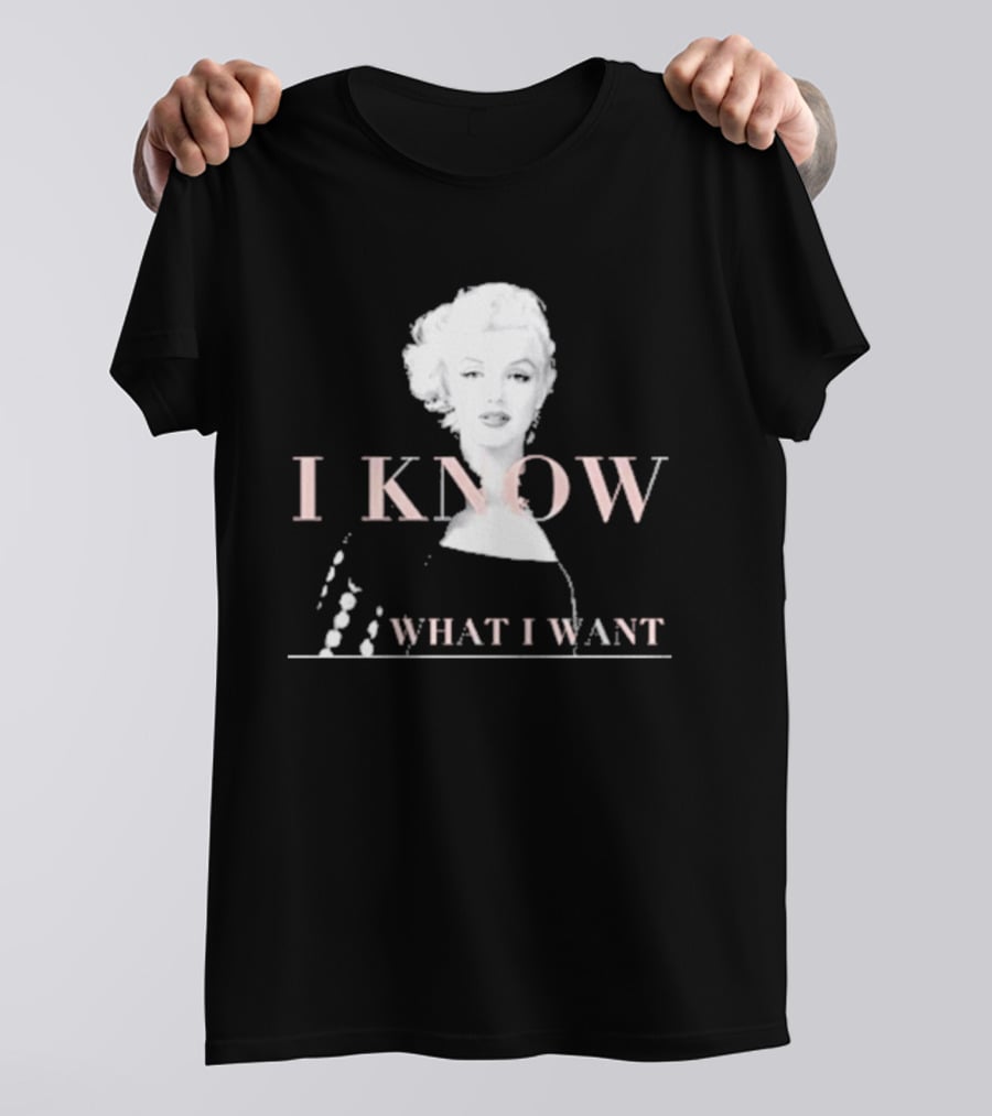 Marilyn Monroe I Know What I Want Oversized Fleece T-Shirt