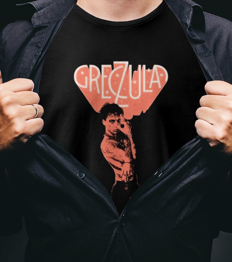 Greczula Tour Tattooed Performer With Edgy T-Shirt