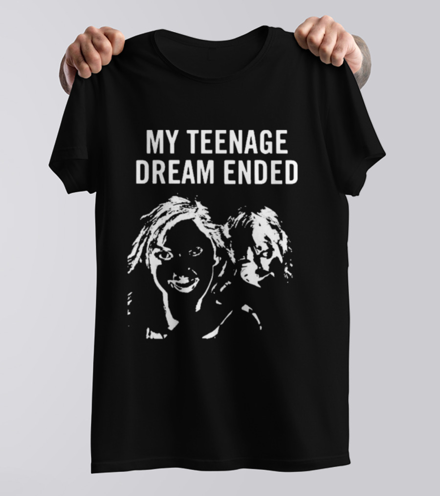 My Teenage Dream Ended Text And Sketch Faces T-Shirt