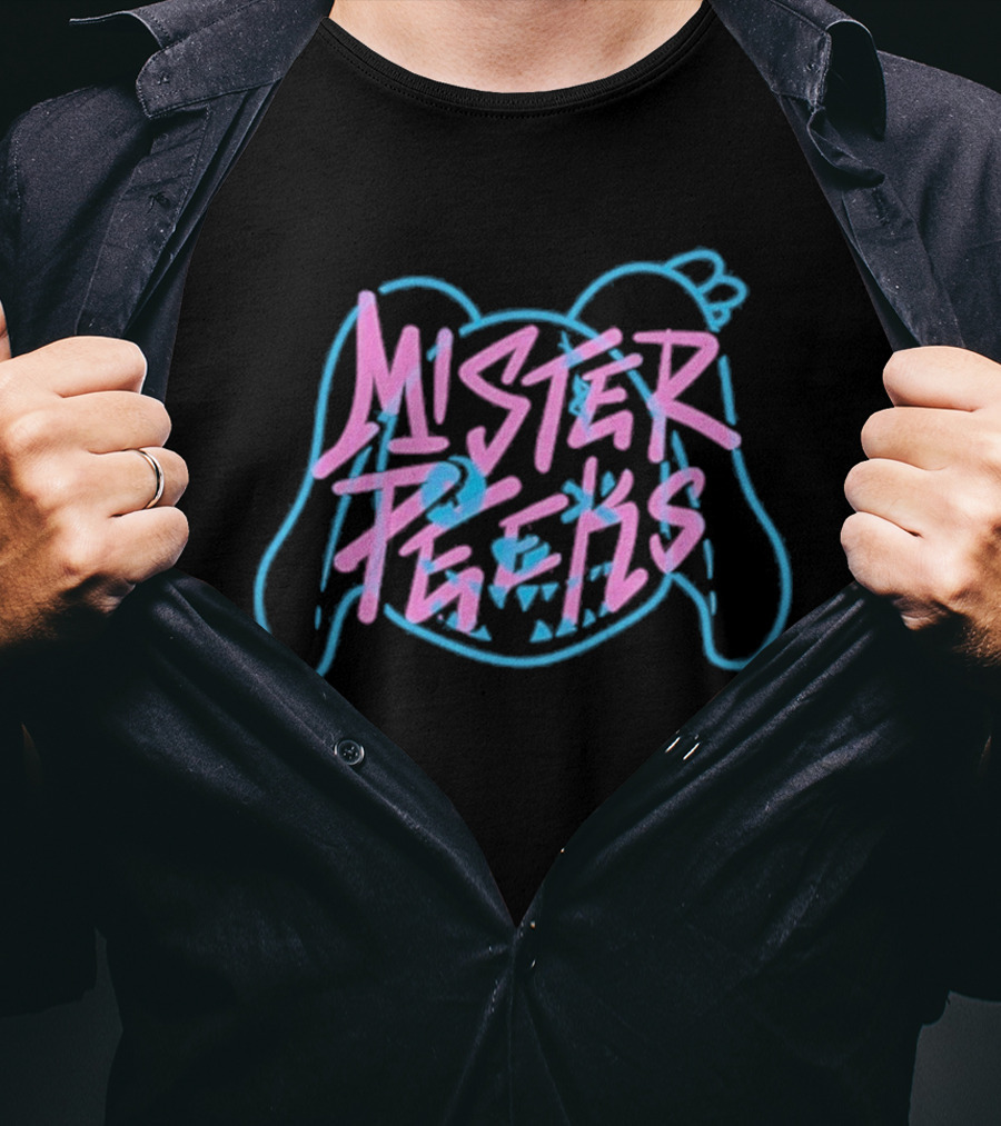 Mister Peeks Call Of Duty Unique T-Shirt