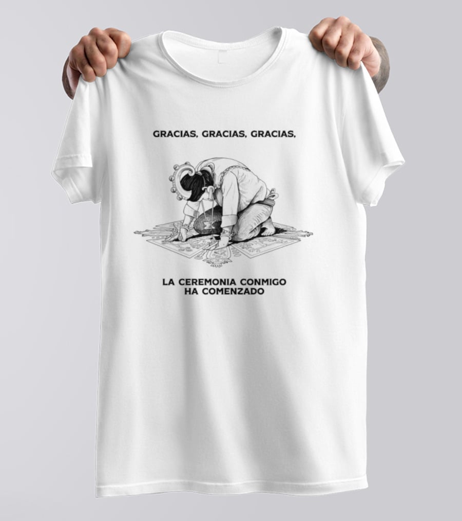 Gracias Gracias Gracias La Ceremonia Conmigo Ha Comenzado Retro Style Kneeling Figure T-Shirt