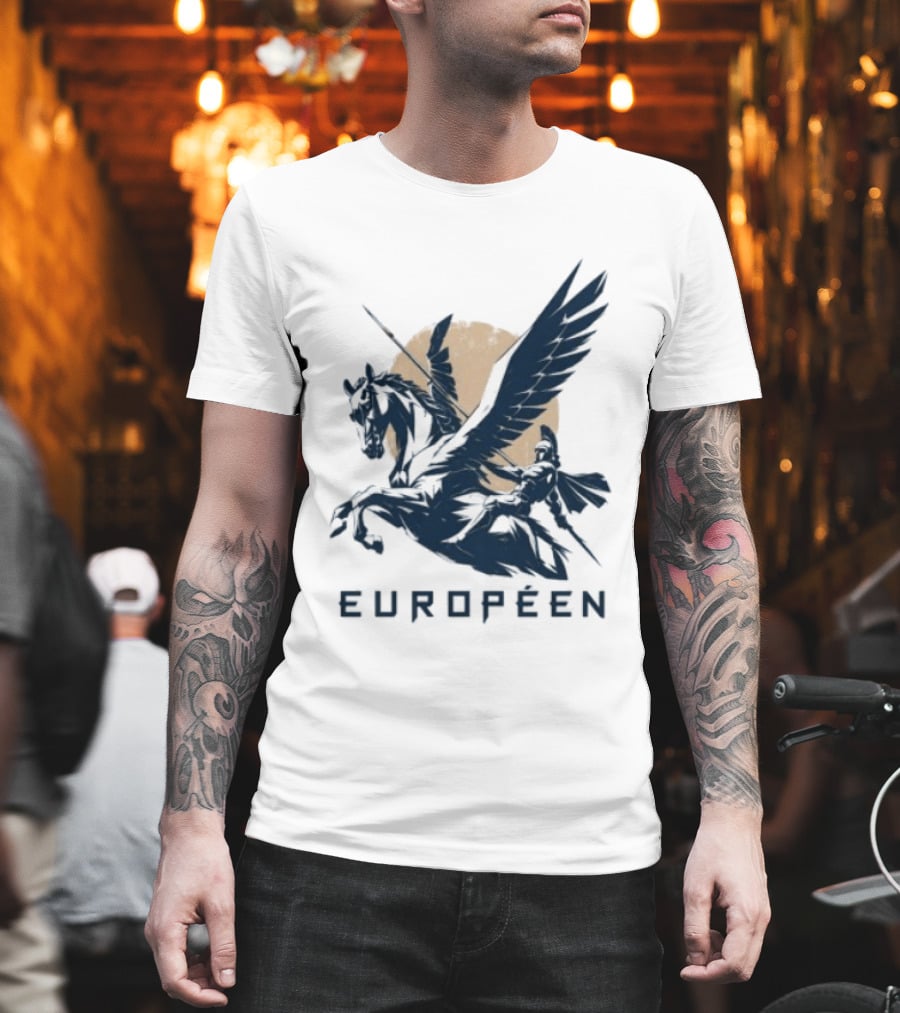 Européen Spartan Warrior Riding Pegasus Greek Mythology T-Shirt
