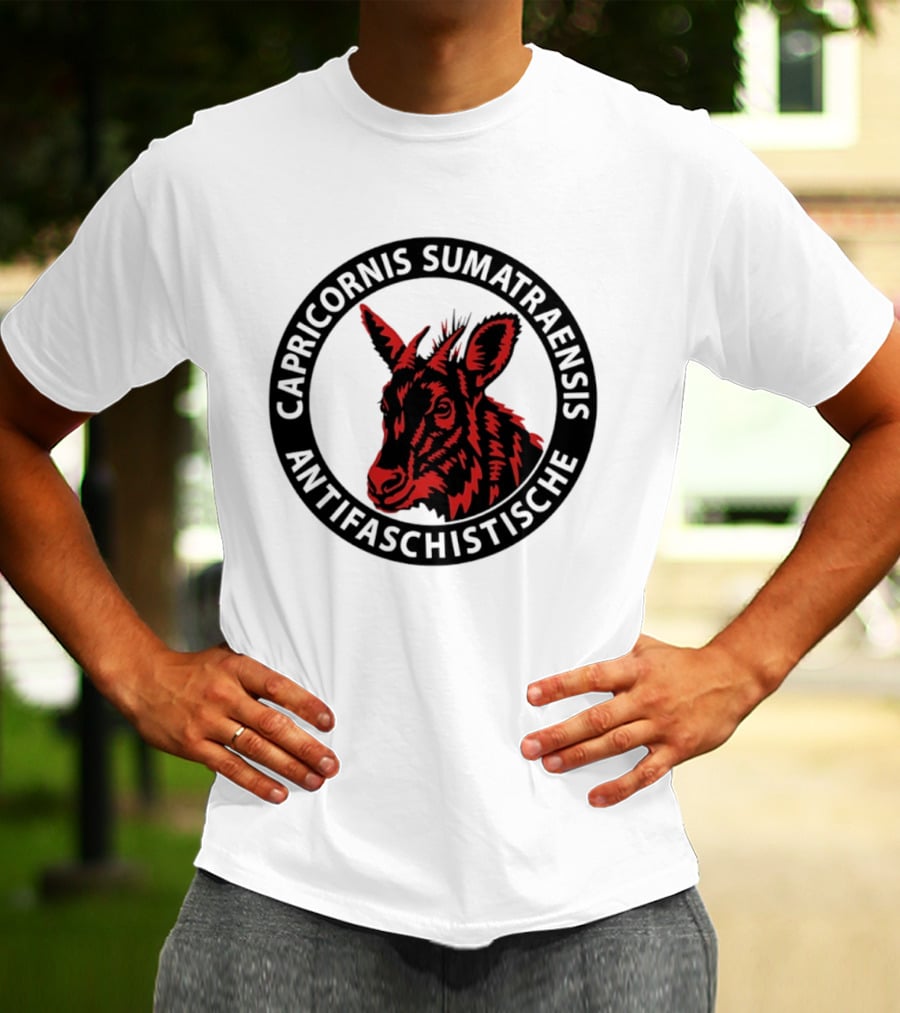 Capricornis Sumatraensis Antifaschistische Red Goat T-Shirt