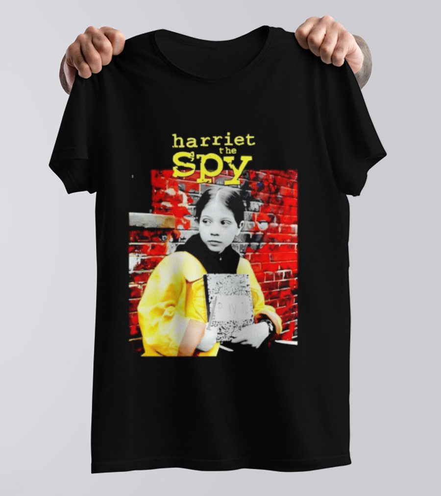 Harriet The Spy Michelle Trachtenberg Classic Yellow Raincoat Notepad T-Shirt