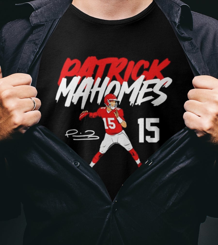 Patrick Mahomes 15 KC Chiefs Signature Pose 2026 Star T-Shirt