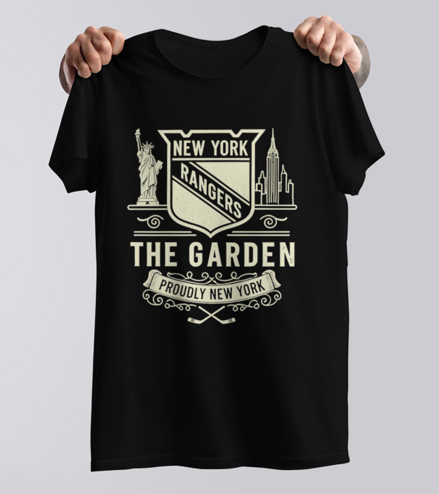 New York Rangers The Garden Proudly New York Statue Empire Building T-Shirt