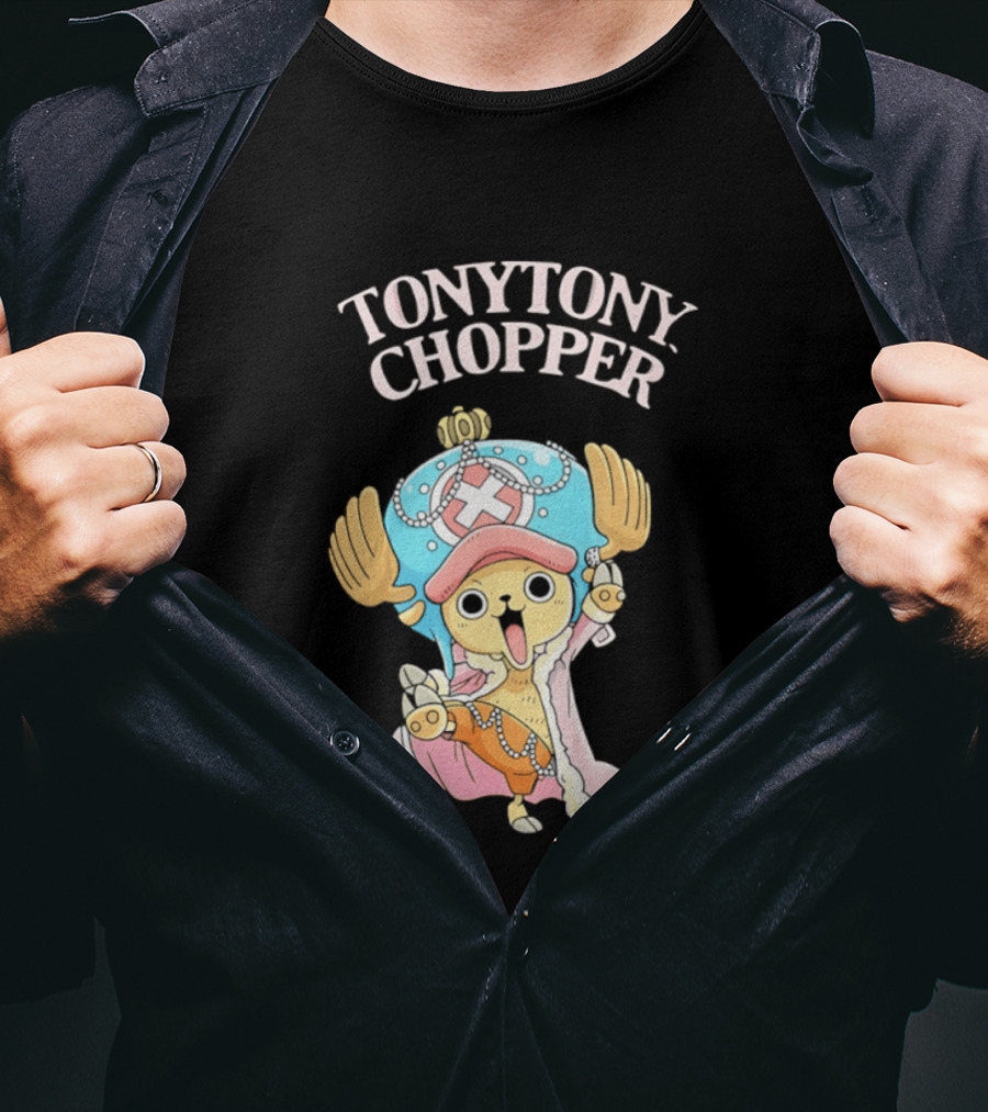 Tony Tony Chopper One Piece Anime Manga Character Fan T-Shirt