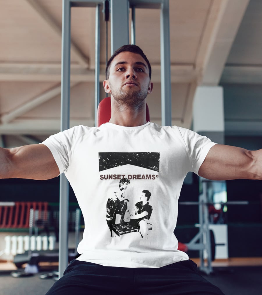 SUNSET DREAMS Streetwear T-Shirt
