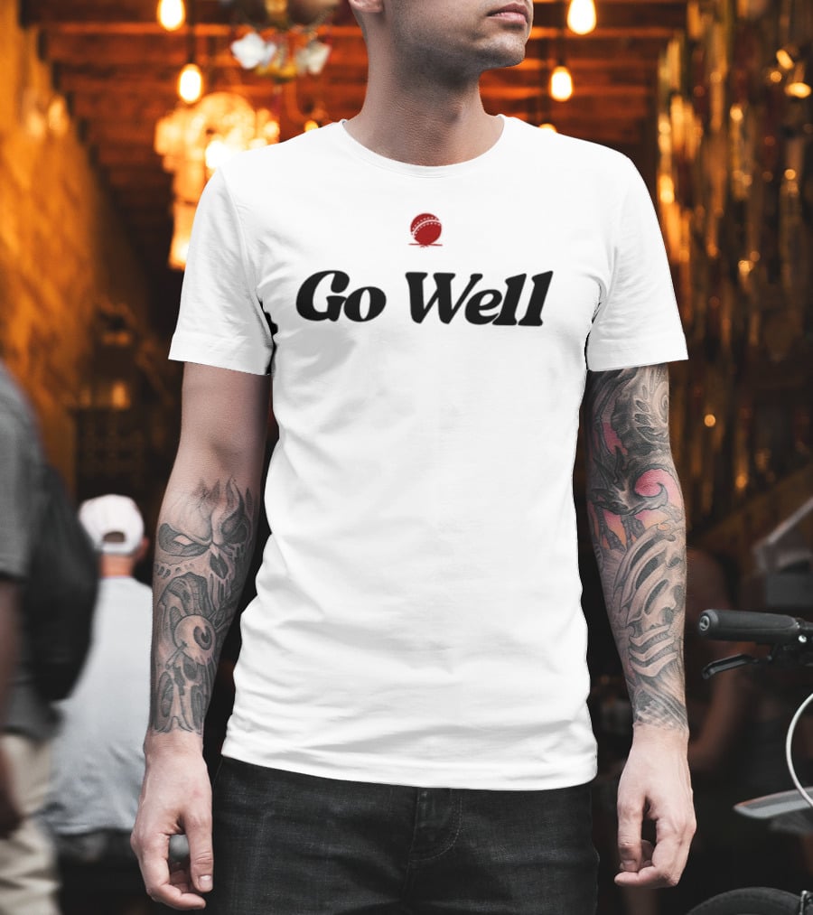 Go Well Cheers Cricket Red Ball Icon 2 Sided T-Shirt