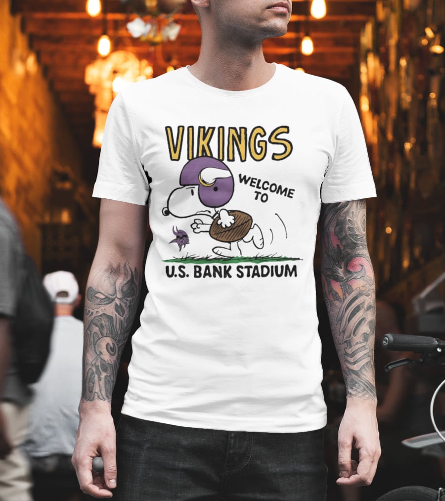 Minnesota Vikings Snoopy Welcome To U.S. Bank Stadium Peanuts Collaboration T-Shirt