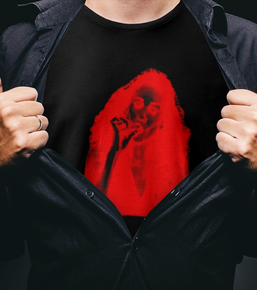 Carrie Smoking Stephen King Horror Movie T-Shirt