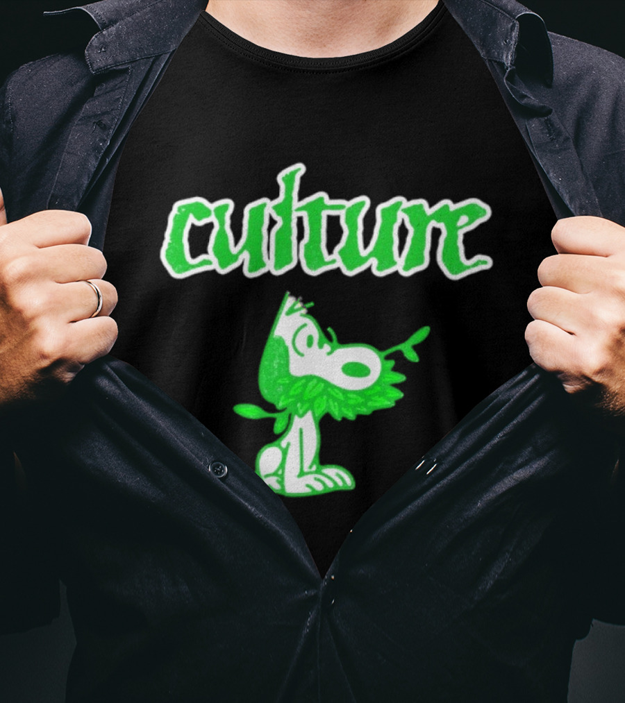 Culture Snoopy Peanuts Dog Leaf Crown T-Shirt