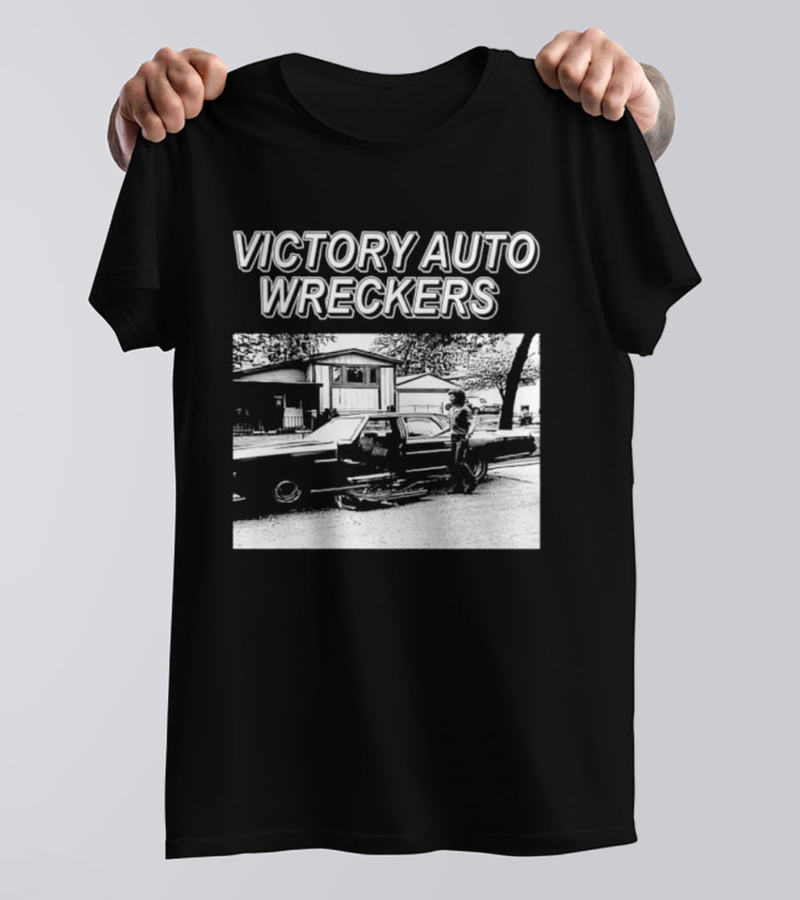Victory Auto Wreckers Classic Chicago TV Commercial Scene T-Shirt