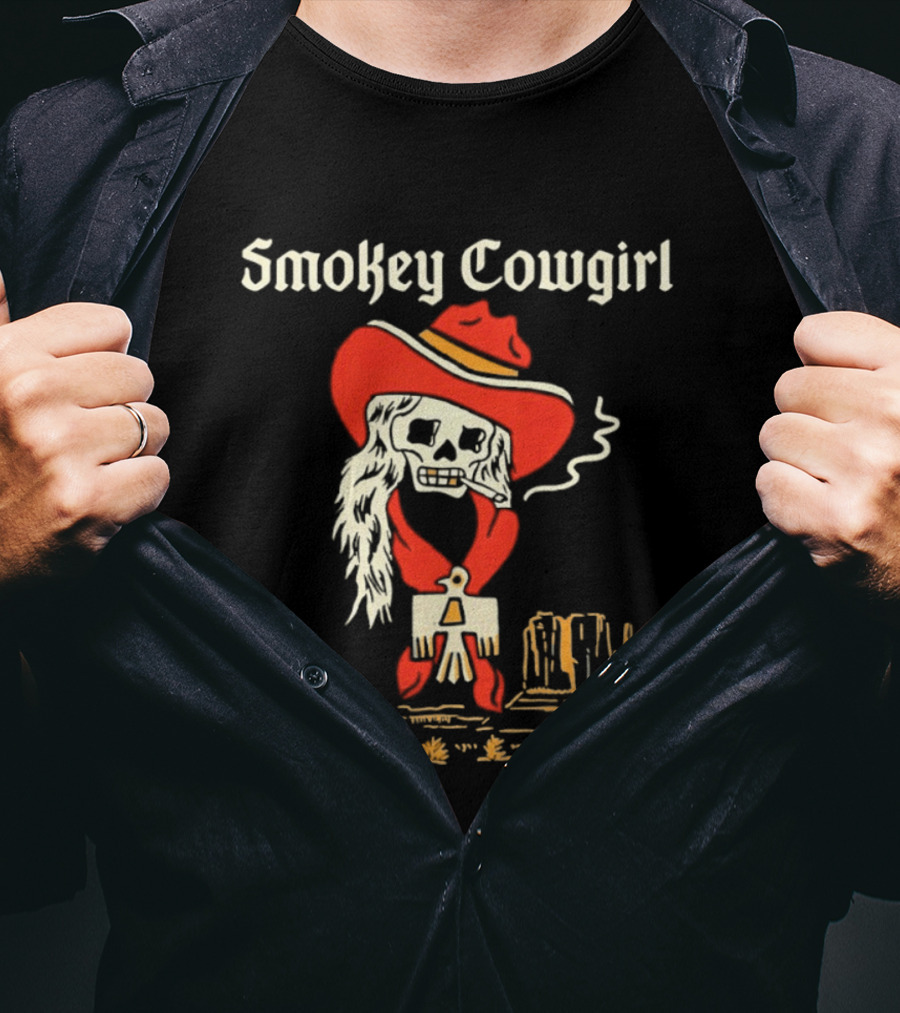 Smokey Cowgirl Western Skeleton Cowboy Desert Scene T-Shirt