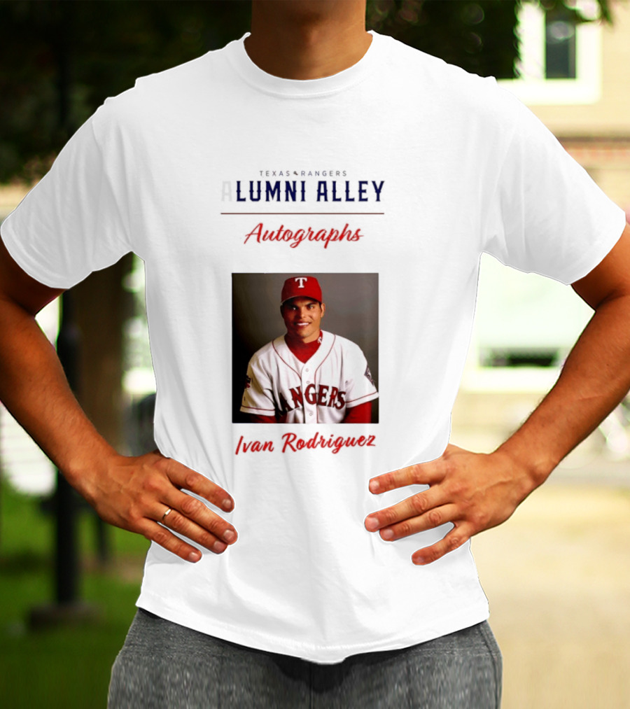 Texas Rangers Alumni Alley Ivan Rodriguez Autographs T-Shirt