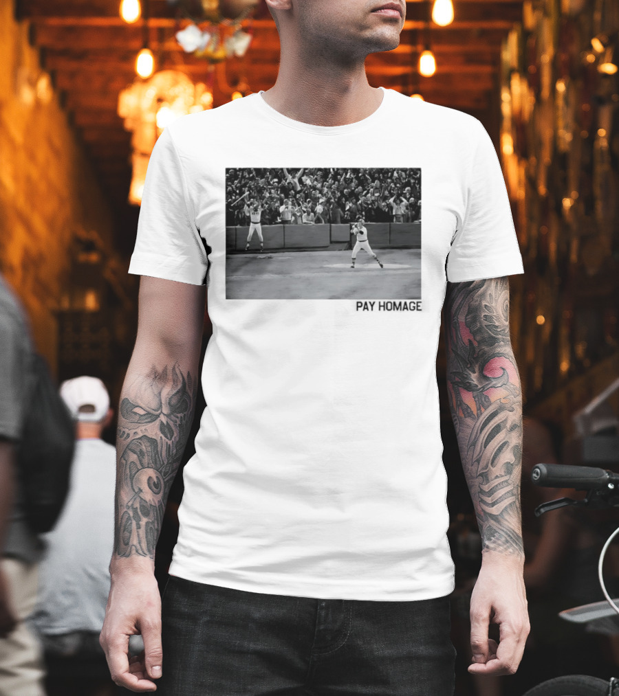 Carlton Fisk Boston Red Sox Baseball Pay Homage Moment Iconic Celebration T-Shirt