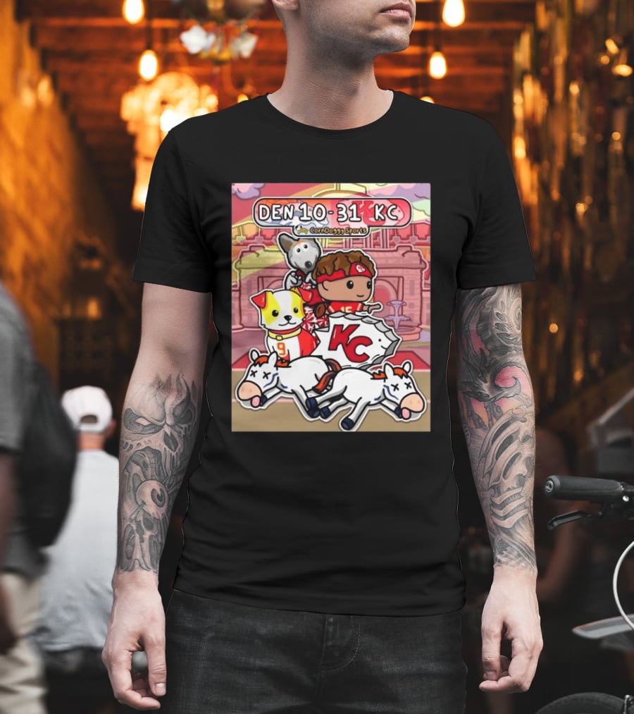 CornDoggy Sports DEN 10 31 KC Denver Broncos Vs Kansas City Chiefs Cartoon Characters And Dogs With Football T-Shirt