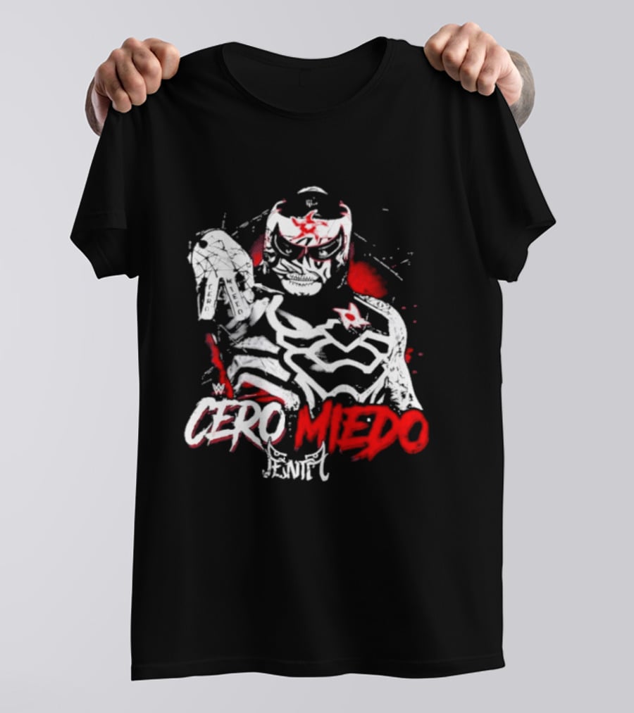Cero Miedo Penta Hand Sign WWE Photo T-Shirt