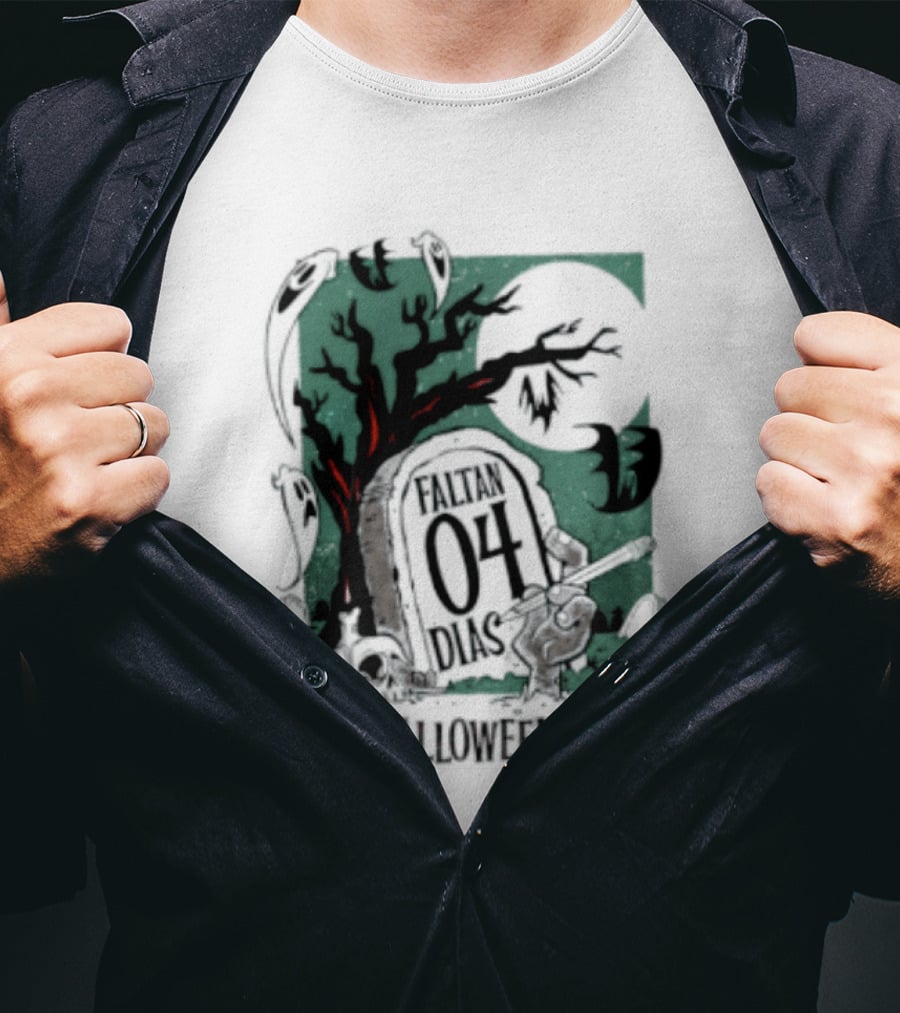 Faltan 04 Dias World Famous Halloween Cartoon Workshop Spooky Tree And Bats T-Shirt