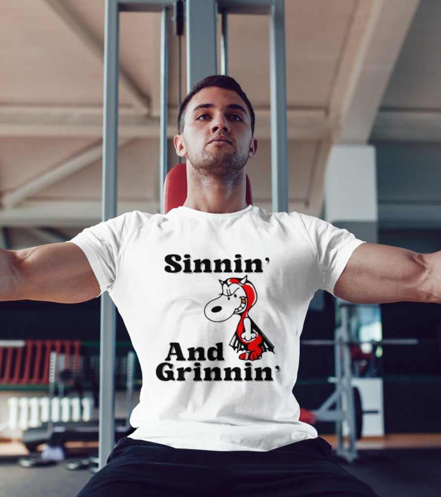 Sinnin' And Grinnin' Snoopy Devil Peanuts Cartoon T-Shirt