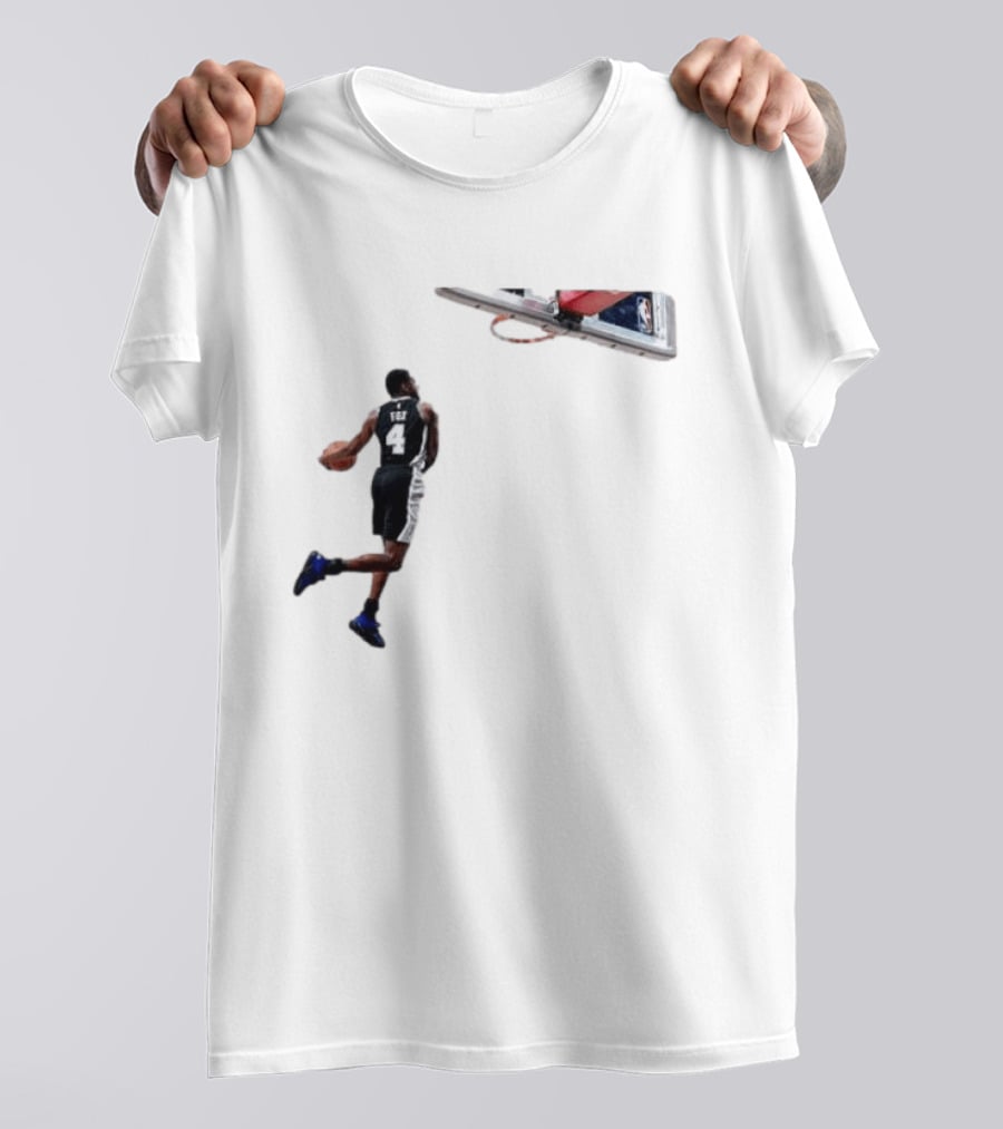 DeAaron Fox Dunk Action Sacramento Kings Basketball NBA T-Shirt