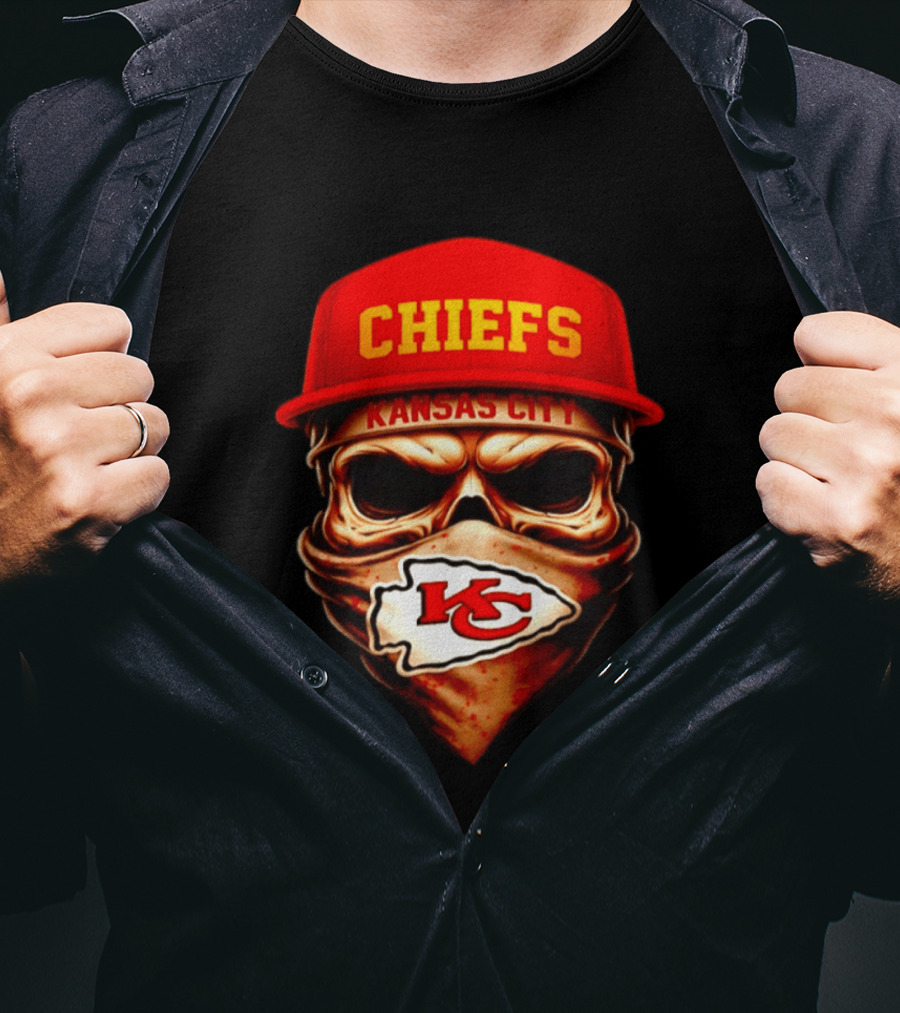 Kansas City Chiefs Skull Bandana KC T-Shirt