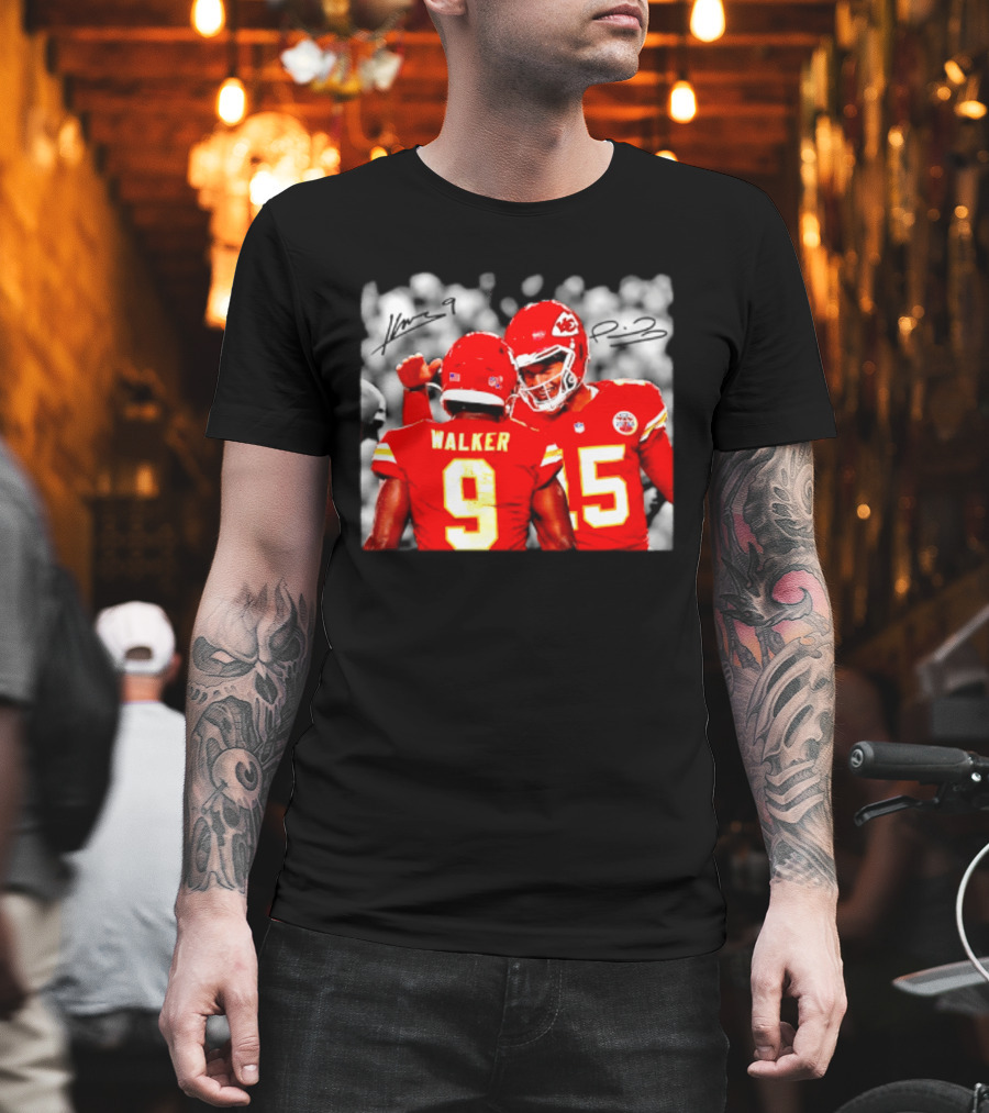 Patrick Mahomes Kenneth Walker III Kansas City Chiefs Player Signatures T-Shirt