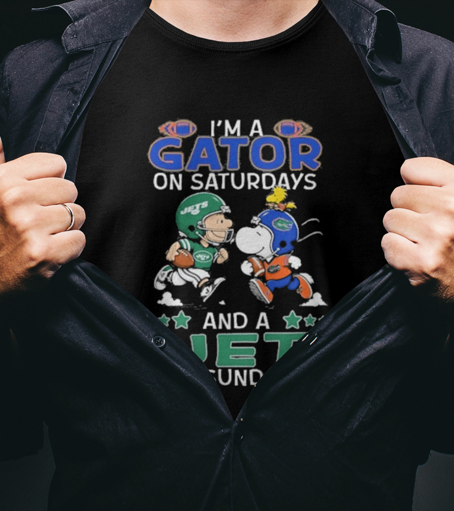 I'm A Gator On Saturdays And A Jet On Sundays Charlie Brown Snoopy Football Peanuts T-Shirt