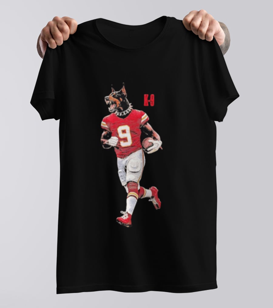 Kenneth Walker III K 9 Doberman Pinscher Kansas City Chiefs Football T-Shirt
