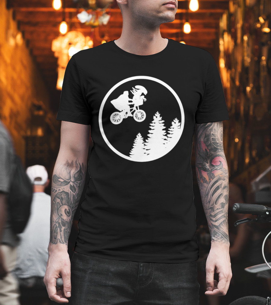 Alien On Bicycle With Trees In Circle Flying Scene 2026 T-Shirt