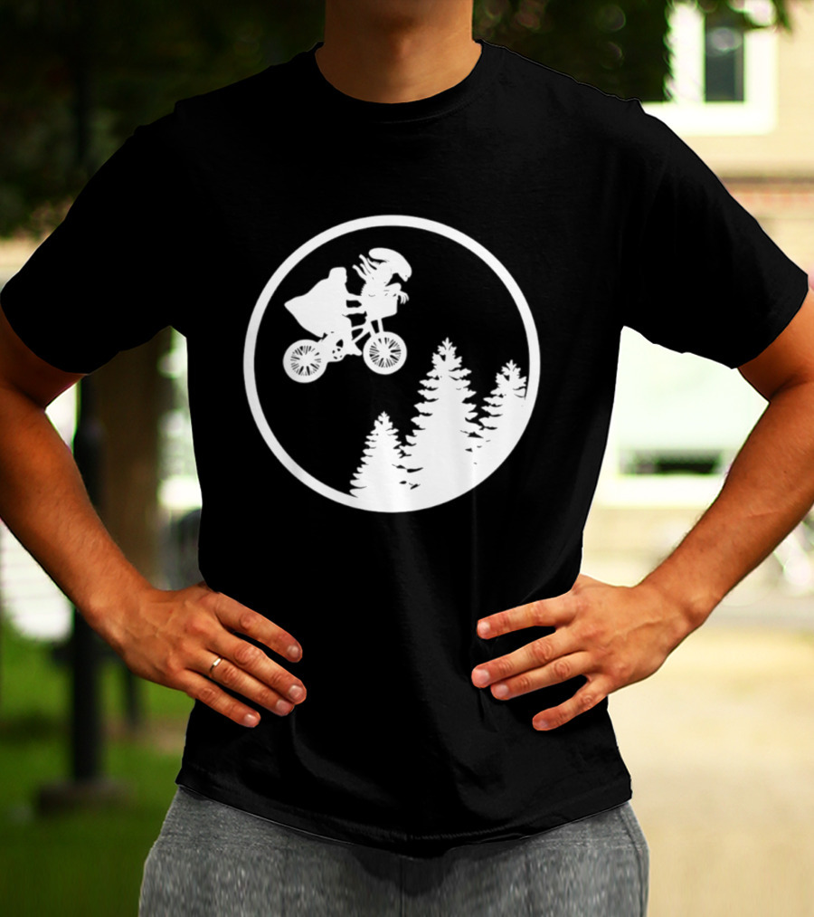 Alien On Bicycle With Trees In Circle Flying Scene 2026 T-Shirt