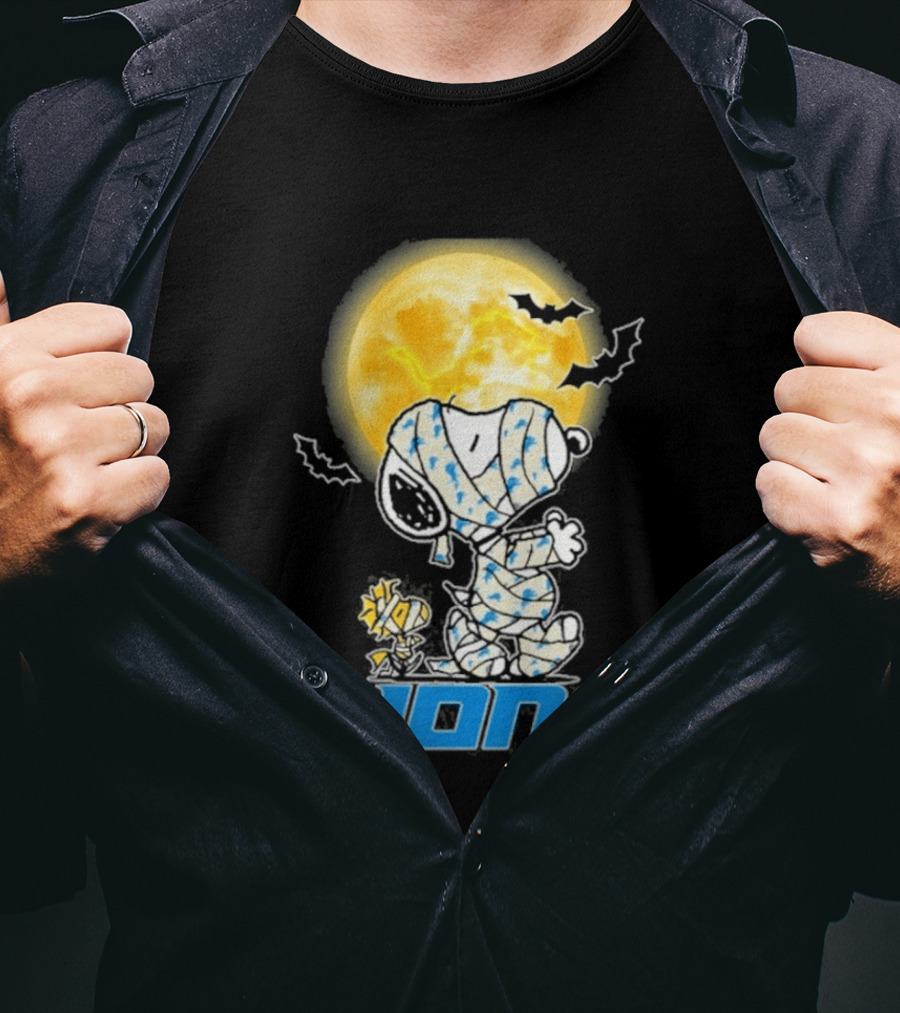 Detroit Lions Snoopy Halloween 2026 Full Moon Bat Holiday T-Shirt