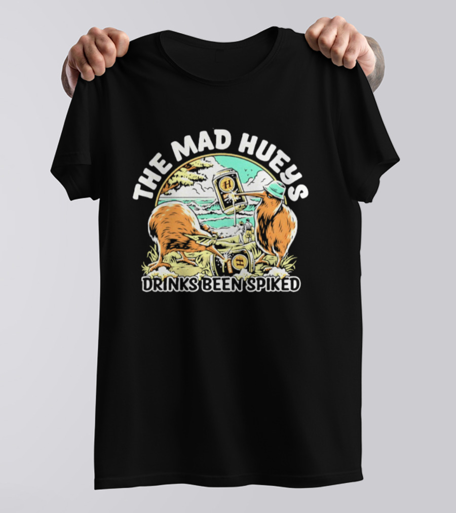 The Mad Hueys Drinks Been Spiked Kiwi Bird Surfing Beach Scene T-Shirt