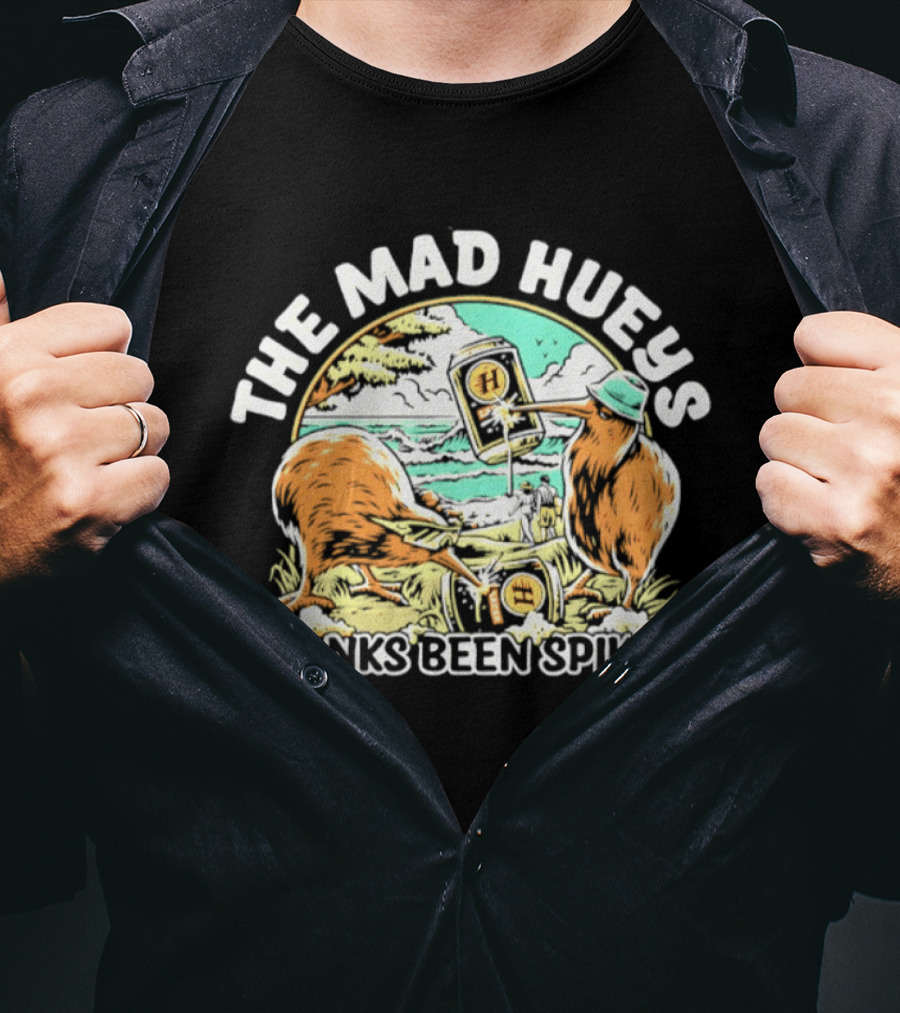 The Mad Hueys Drinks Been Spiked Kiwi Bird Surfing Beach Scene T-Shirt