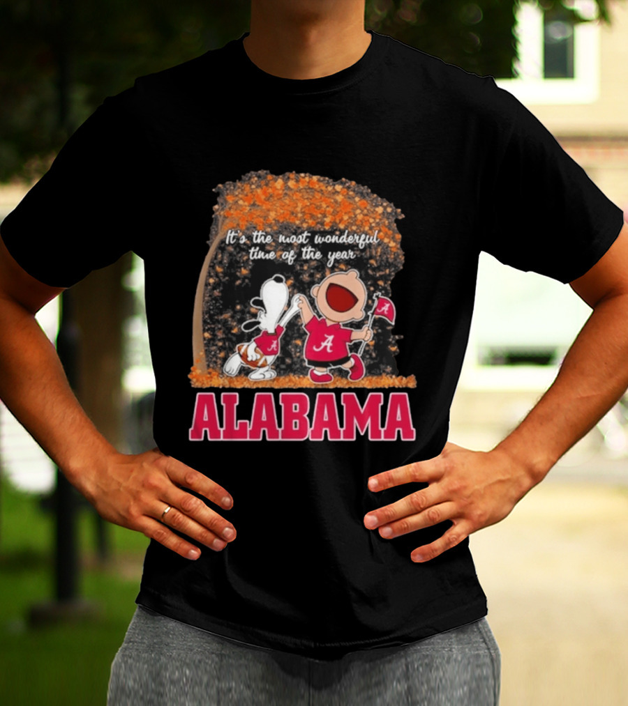 Alabama Crimson Tide Snoopy Charlie Brown It's The Most Wonderful Time Of The Year T-Shirt